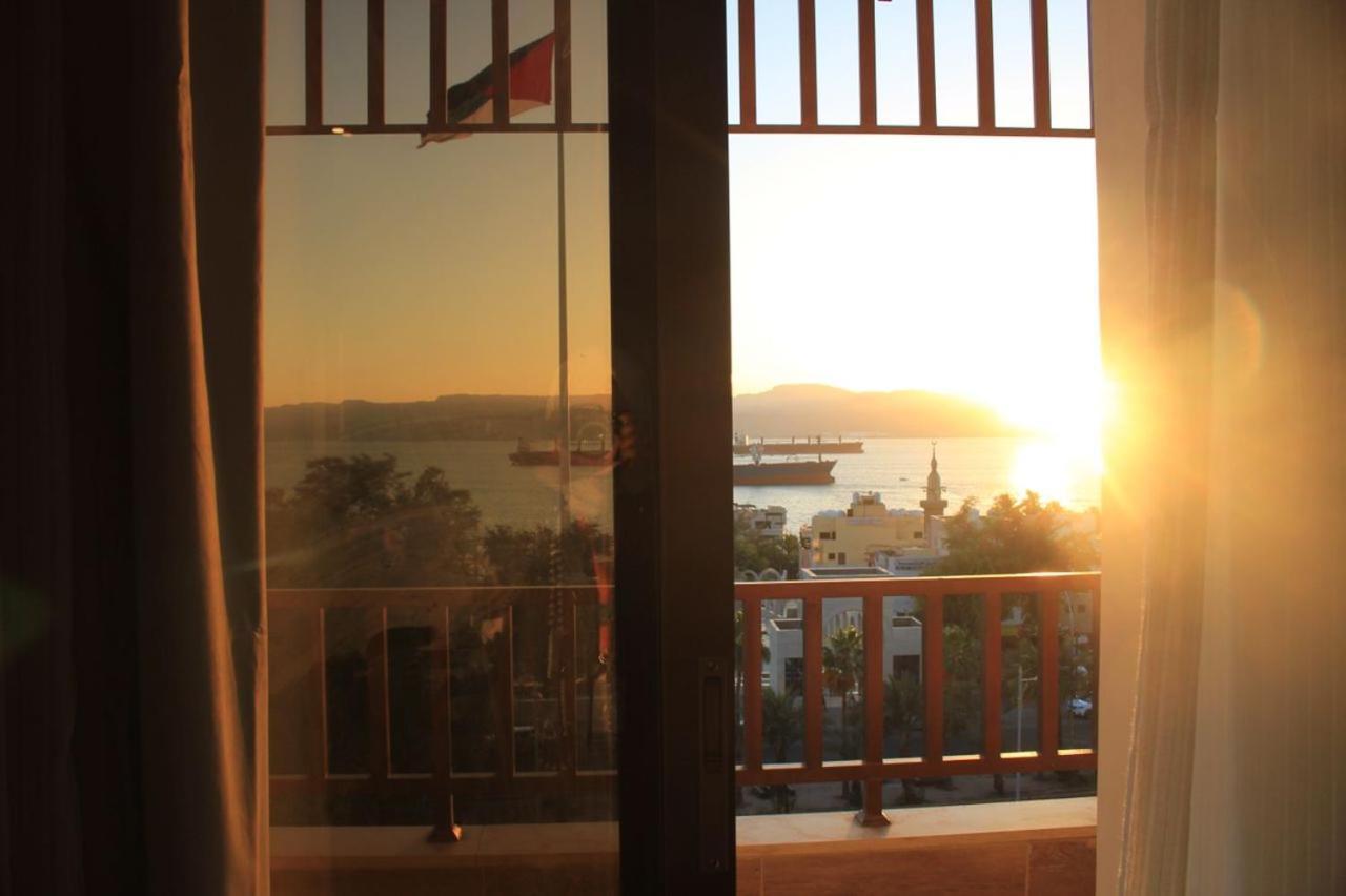 Castle Beach Hotel Aqaba Exterior foto